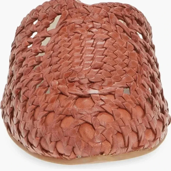 42 Gold I 10 - Picture 9 of 10